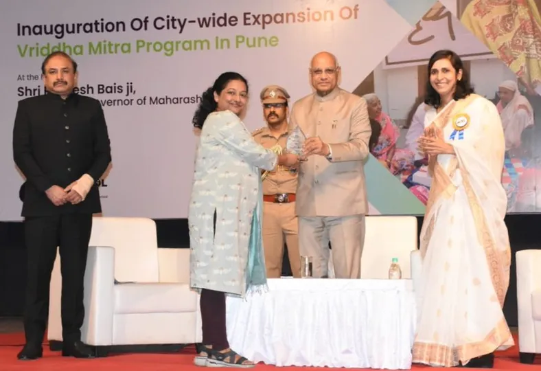 स्कूल संगठन द्वारा आयोजित कार्यक्रम में राज्यपाल रमेश बैस ने कहा ‘वृद्ध मित्र' योजना को राष्ट्रीय और अंतर्राष्ट्रीय बनाया जा